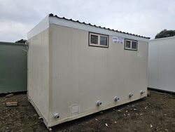 exhire 48m x 3m male toilet block